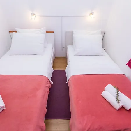 Grozdana Apartment Bozava
