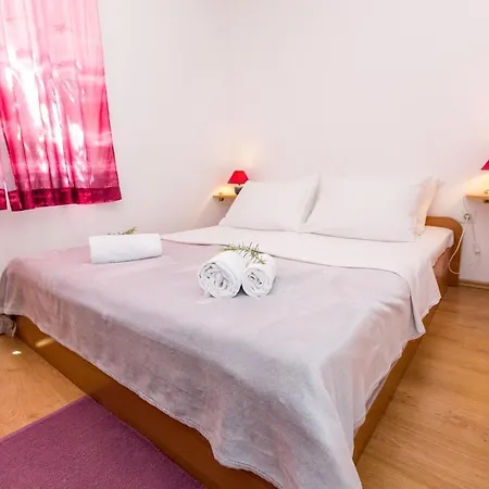 Grozdana Apartment *